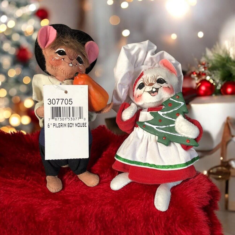 NEW 2005 6"‎ ANNALEE Pilgrim boy mouse & 2007 6” Christmas Cookie Girl Mouse